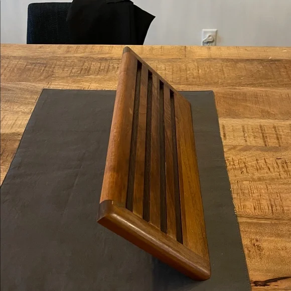 Challenge Coin Display Stand Rack Hand Made Hardwood - Picture 4 of 6